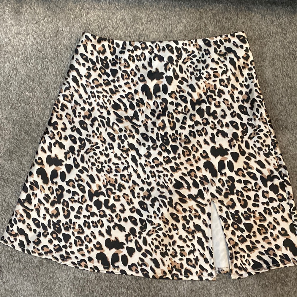 mini skirt